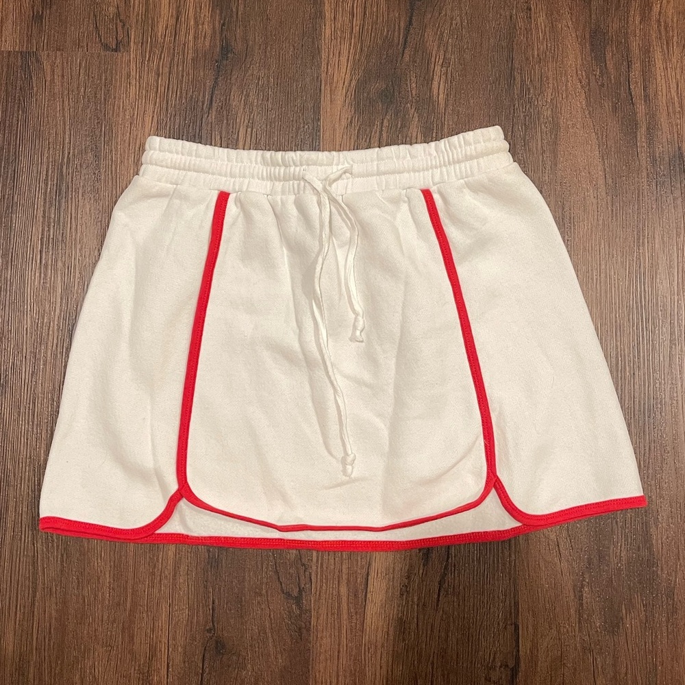Urban Outfitters x Out From Under sweat skirt 🍓